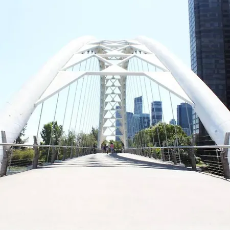 Renovated Guest Suite Near The Lake & High Park In Toronto! Extérieur photo
